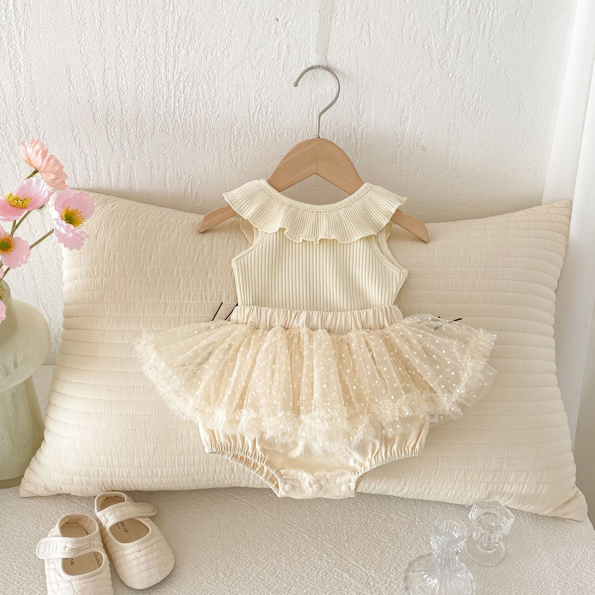 Summer Hot Selling Baby Girls Sleeveless Solid Color Vest and Tulle Patchwork Bloomers Clothing Set-2